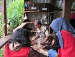 Mahasiswa KKN Unhas Kembangkan Digital Marketing untuk UMKM Desa Pao