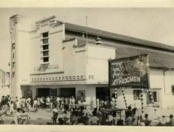 Momon, Tukang Catut Bioskop, dan Al Pacino