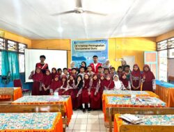 Mahasiswa KKNT Unhas Gelar Literasi Keuangan di SDN 15 Batiling