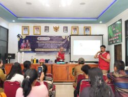 Mahasiswa KKNT di Desa Otting Sidrap Gelar Pelatihan Pembuatan Lilin Aromaterapi