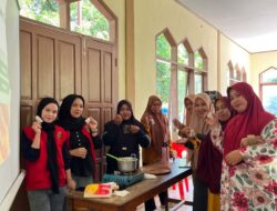 Mahasiswa KKN Unhas Gelar Workshop Teh Herbal dari Rambut Jagung di Desa Batara