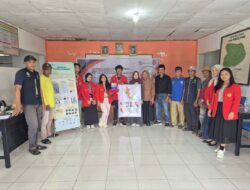 Mahasiswa KKN Unhas Edukasi Warga Desa Pengkajoang Lewat Sosialisasi Peta Banjir dan Infografis