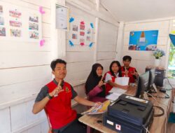 Mahasiswa KKN-T Unhas Edukasi Penggunaan Aplikasi Inlislite di Perpustakaan Lembang Pata’padang