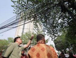 Wali Kota Makassar Tindak Tegas Kabel Fiber Optik Semrawut
