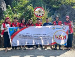 Pemasangan Convex Mirror untuk Safe Corner di Pertemuan Jalan Desa Tukamasea Maros