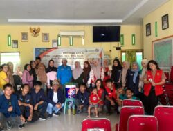 Sosialisasi Aquaponik Kreatif, Mahasiswa KKN Unhas Ubah Ember Bekas Jadi Media Budidaya Ikan dan Sayur