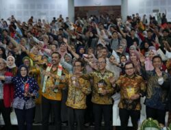 Menteri UMKM Beri Kuliah Umum di Unhas 