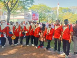 Guru dan Siswa SDN Romang Polong Gowa Tunjukkan Kekompakan di Lomba Gerak Jalan HUT Kemerdekaan