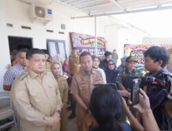 Munafri-Aliyah & Gubernur Sulsel Serahkan Santunan ke Keluarga ASN Korban di DPRD