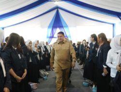 Wali Kota Makassar Perkenalkan Program Makassar Creative Hub di PKKMB Unibos 2025