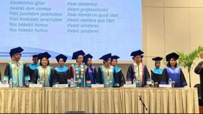 Wisuda Profesi Ners