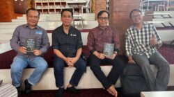 Diskusi Buku