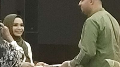 Dian Muhtadiah Hamna M.Si