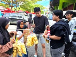 Denyut Kehidupan di Car Free Day (4): Aroma Subuh di Balik Kue Tradisional Ibu Vika