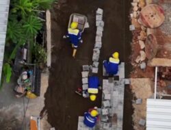 DPU Makassar Pasang Paving Blok di Jl. Sipala, Kelurahan Katimbang.