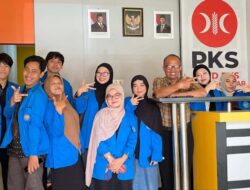 Kuliah Lapangan Mahasiswa Fisip Unismuh di Kantor PKS Makassar : Memahami Dinamika Komunikasi Politik dari Perspektif Partai