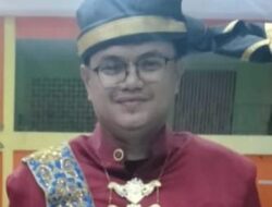 Umming, Guru MTsN 2 Enrekang yang Mengangkat Martabat Profesi Lewat Prestasi Seni Suara