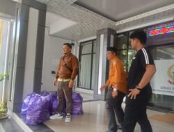 Disdik Sulsel Salurkan Bantuan Pakaian Gratis