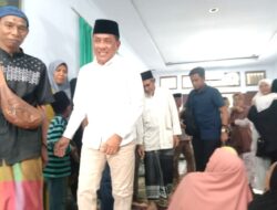 Jenazah TG KH Muhammad Hasan Ayah Mantan Ketua MK Dimakamkan