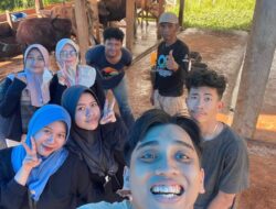 Tim MKPK Bina Desa Batch V Unhas Edukasi Perawatan Harian Sapi di Desa Parumpanai Lutim