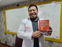 Ketua DPW PKS Sulsel Terima Buku Laporan Kegiatan BKKP DPW Sulsel “Jejak yang Tak Butuh Sorak