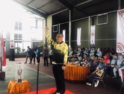 Sekum PGRI Sulsel Nyalakan Semangat Peserta Porsenijar