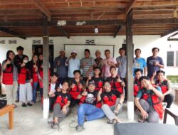 Mahasiswa KKN Unhas di Desa Mattirotasi Desain Perancangan Rumah Panggung di Daerah Rawan Banjir