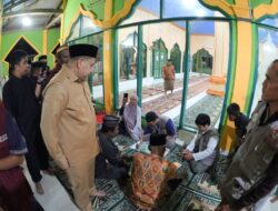 Tengah Malam, Appi Tinjau Langsung Pengungsi di Blok 10 Perumnas Antang