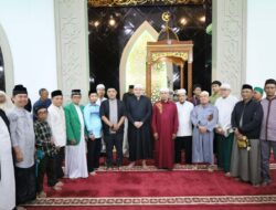 Safari Subuh, Wali Kota Makassar Hadir Berbagi di Mariso