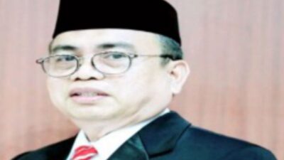 Prof. Dr. Drs. H. Supardin, M.H.I., Guru Besar dan Kepala Pusat Kajian Islam, Sains, dan Teknologi UIN Alauddin Makassar