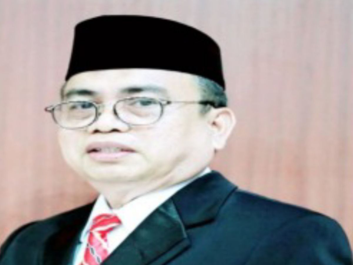 Prof. Dr. Drs. H. Supardin, M.H.I., Guru Besar dan Kepala Pusat Kajian Islam, Sains, dan Teknologi UIN Alauddin Makassar