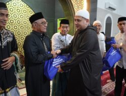 Safari Subuh di Kecamatan Ujung Pandang, Pemerintah Hadir Berbagi Dengan Masyarakat