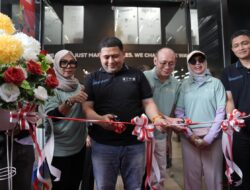 Wali Kota Makassar Resmikan Showroom Motoplex Putra Sulawesi