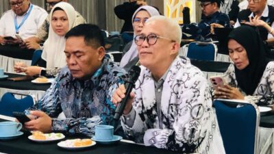 Ketua PGRI Kabupaten Soppeng, Naharuddin, S.Pd., M.Pd.,