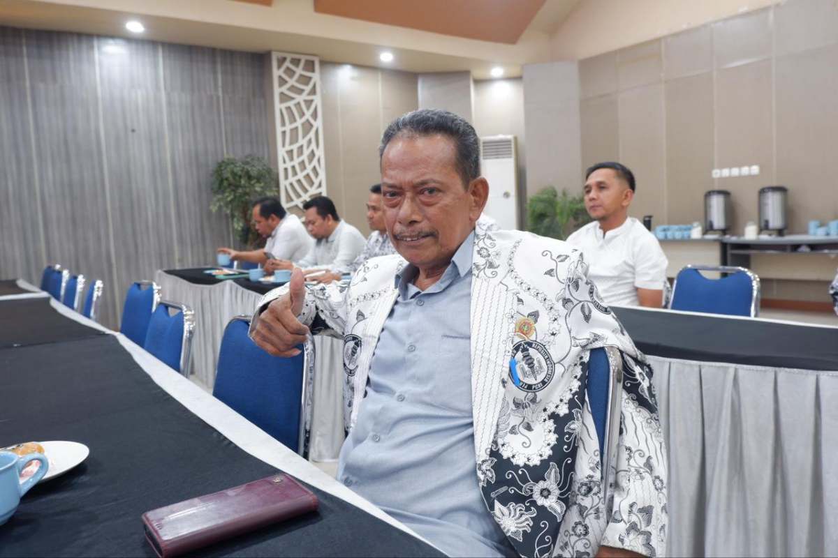 Ketua PGRI Barru H. Abdullah Tintjo, S.Pd., M.Pd.,