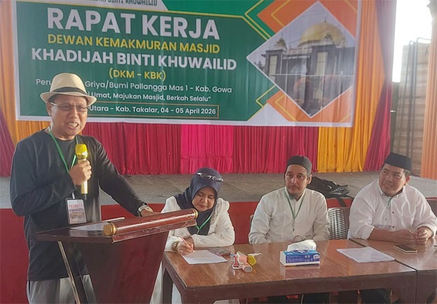 Ketua Dewan Syuro DKM Khadijah Binti Khuwailid Prof. Muhammad Yaumi
