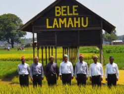 MEMBACA ANTROPOLOGI KONTEMPORER PAGUYUBAN LAMAHU DARI MAKASSAR