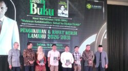 acara bedah buku “Ajoeba Wartabone (1894-1957) SEKALI KE DJOKJA TETAP KE DJOKJA” yang diadakan di Hotel Aryaduta Makassar, Selasa (16/6/2026).