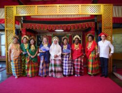 Kunjungi Balla Lompoa, Spouse Delegasi Asing Kagumi Budaya dan Sejarah Sulawesi Selatan
