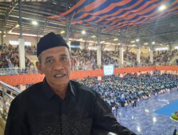 Wisuda Ke-88 Unismuh, Kisah Haru Syafruddin Mengantar Anak Kedua Raih Gelar Sarjana