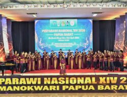 Teriakan “Ewako” Menggelegar Saat Paduan Suara Sulsel Tampil Spektakuler di Kategori PSDC Pesparawi XIV