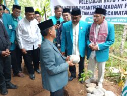 Membangun Pesantren Bukan untuk Melawan Negara