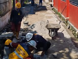 Dinas PU Makassar Pasang Paving Blok di BTP Blok AC 2 untuk Perbaiki Akses Lingkungan