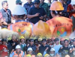 Bupati Daeng Manye Pimpin Bersih Pantai Sanrobengi, Destinasi Unggulan Penggerak Ekonomi Takalar