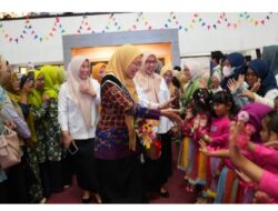 Disdik Makassar Gelar Perayaan HAN Ke-42, Bunda PAUD Makassar Ajak Anak Cintai Lingkungan Lewat Storytelling