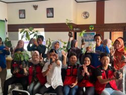 Gerakan Lindajang Hijau: Mahasiswa KKN Unhas Edukasi Warga Mengubah Sampah Organik Menjadi Kompos