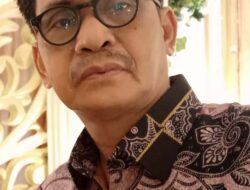 FIKSI MINI (9) : Kisah Cinta: Bermula dari Masker Berwarna Krem