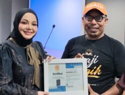 Mulai dari Guru Besar Hingga Guru Mengaji Lorong Membicarakan Buku Ngaji Sugih di Makassar 