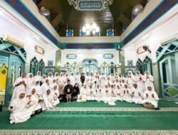 Khatam Quran Kolaborasi Alumni FIIP Unhas dan Smansa 80 Digelar Hikmat di Masjid Inayah Hertasning