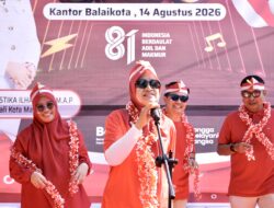 HUT RI ke-81 di Lingkup Pemkot Makassar Meriah, Kadis Pendidikan Makassar dan Kepala OPD Lainnya Ikut Lomba Menyanyi